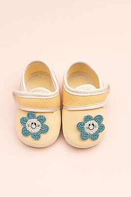 Baby Booties – Unisex Infant Shoes - Dream Daisy (Beige, 0–6M) Baby Booties – Unisex Infant Shoes - Dream Daisy (Beige, 0–6M)