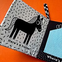 Cuddly Sheep: Baby’s First Sensory Cloth Book