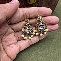 Single centered stone with beads