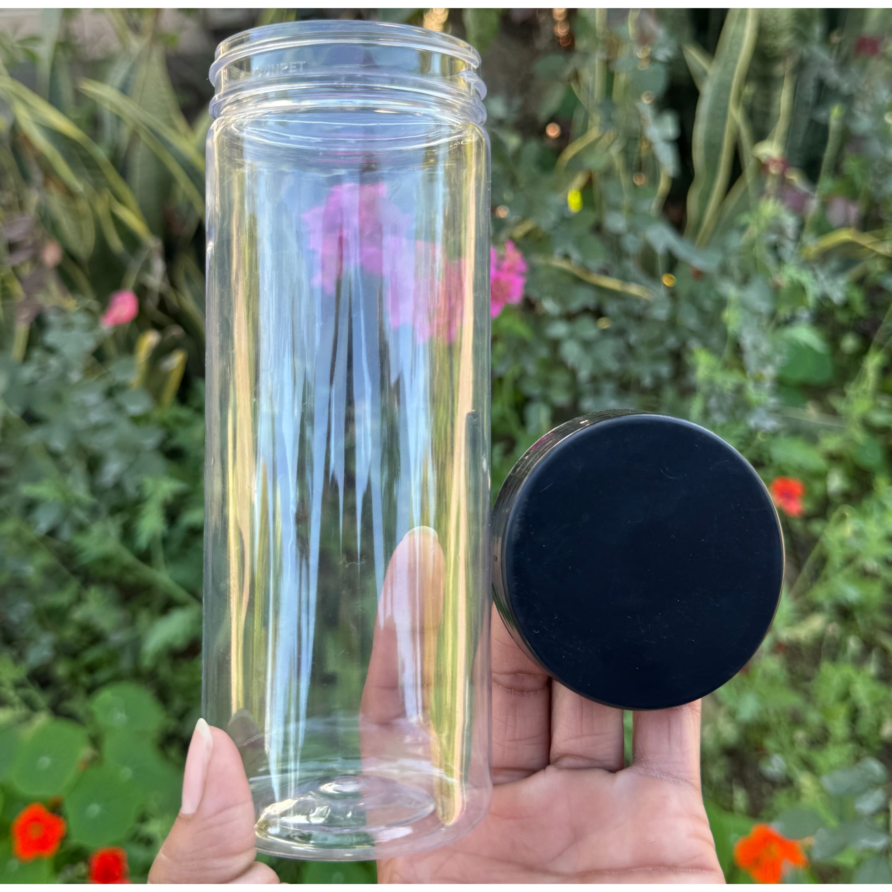 500ml Round PET Jar + 63mm Plastic Black Cap 500ml Round PET Jar + 63mm Plastic Black Cap