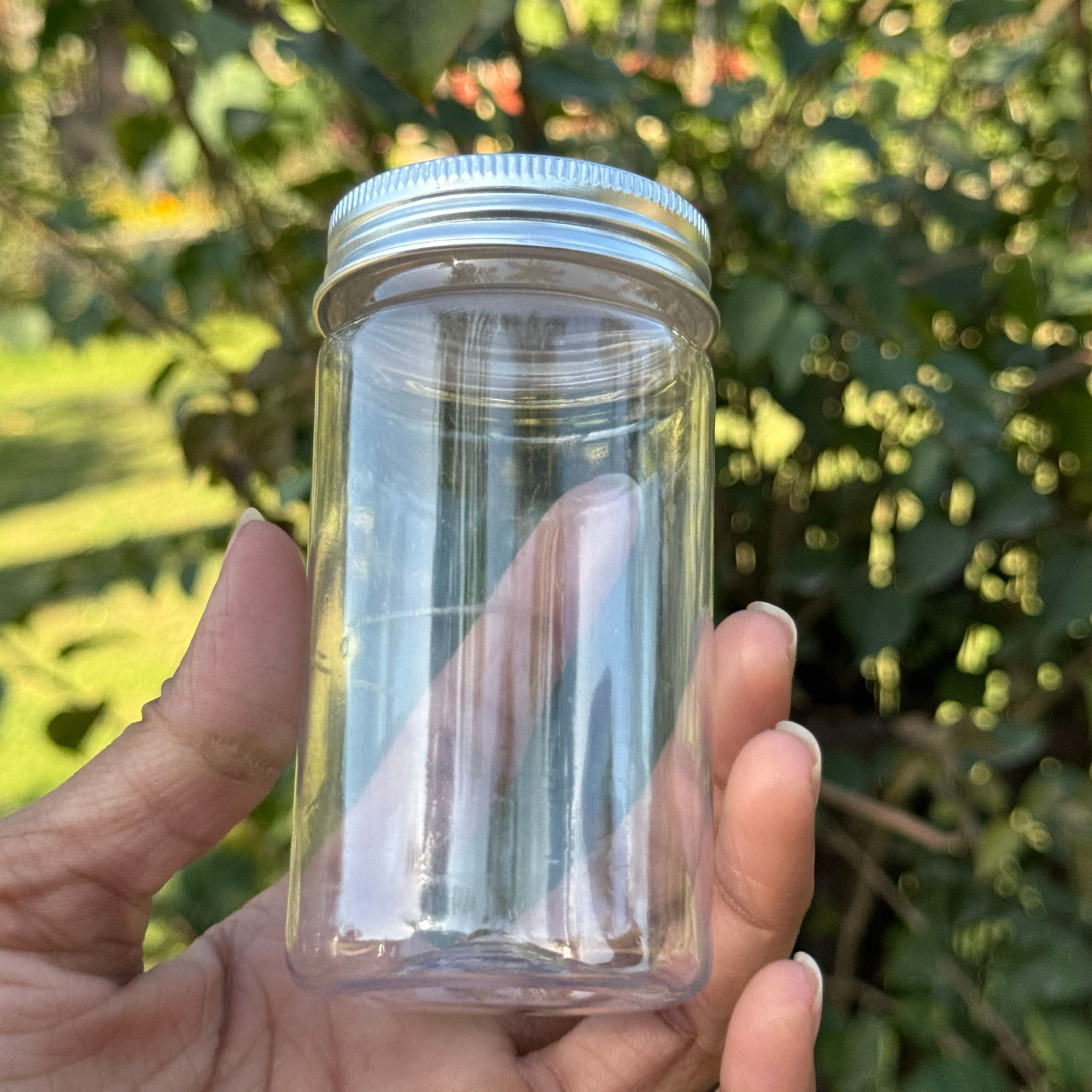 200ml Round PET Jar + 53mm Aluminium SILVER Cap 200ml Round PET Jar + 53mm Aluminium SILVER Cap