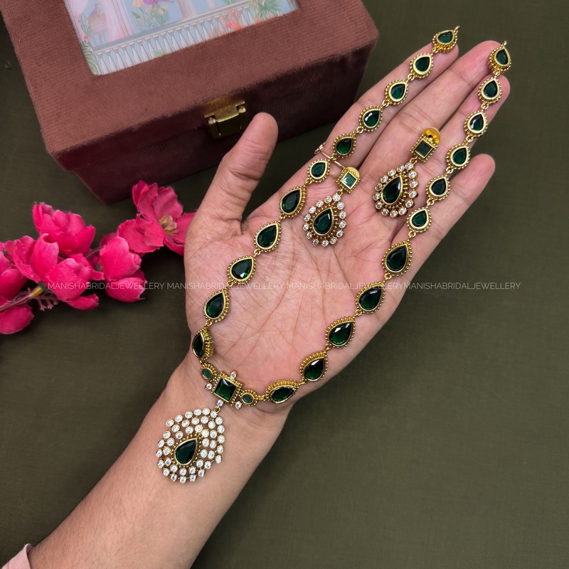 Jothika long neckpiece green