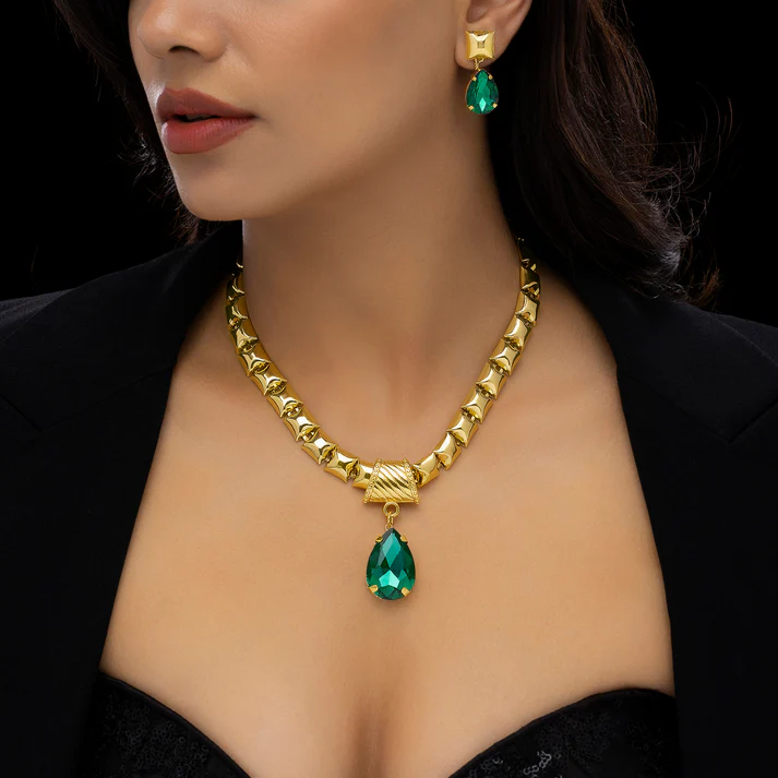 Anti-Tarnish Crystal Necklace Set With Earrings