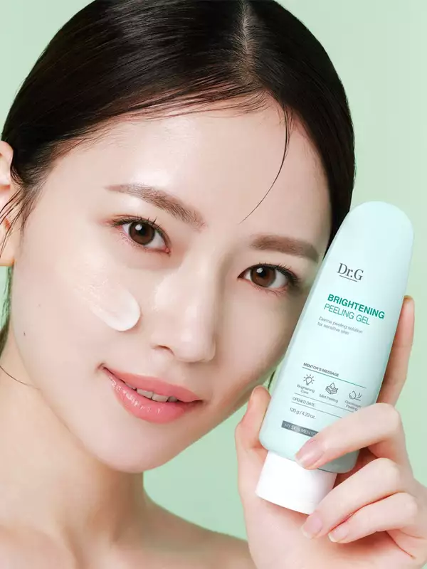 DR.G BRIGHTENING PEELING GEL