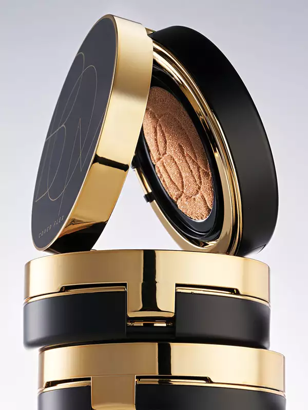 B.O.M - COVER FLEX CUSHION SPF50+ PA+++ 25N MEDIUM