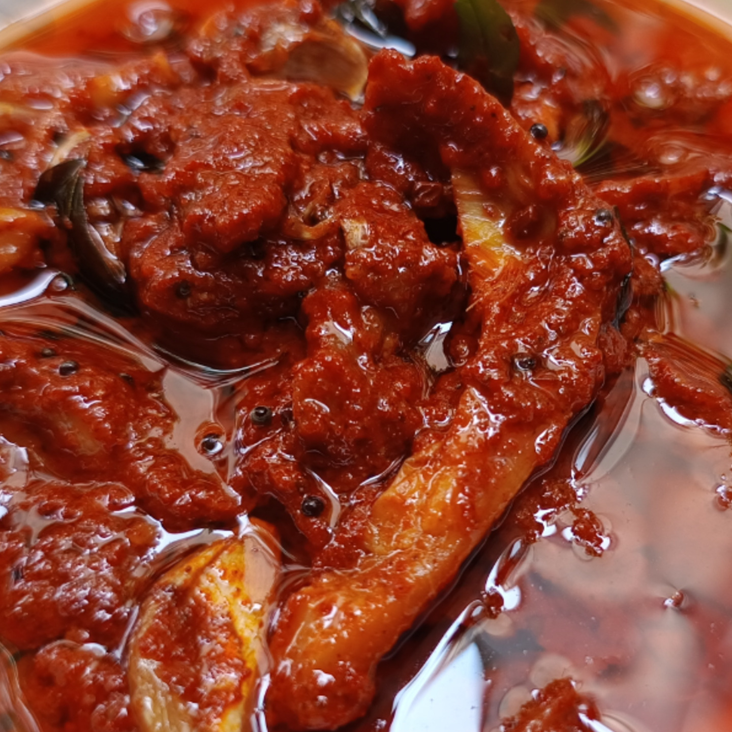 200gms Magaya (Mango Slice) Pickle made with Organic chilli and cold pressed Ground Nut Oil