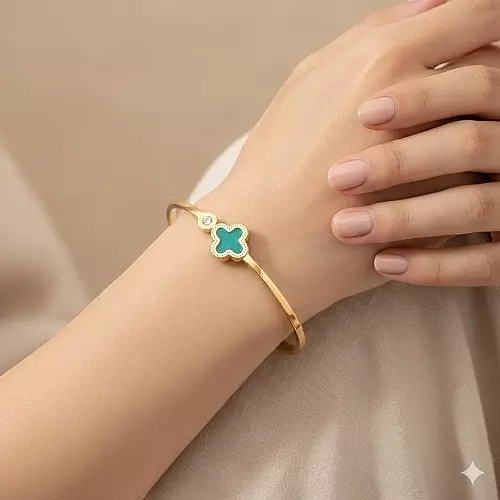 Green Clover Anti-Tarnish Gold Bangle - Stainless Steel