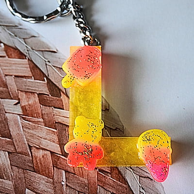 'L' LETTER  ICE STICK KEYCHAIN