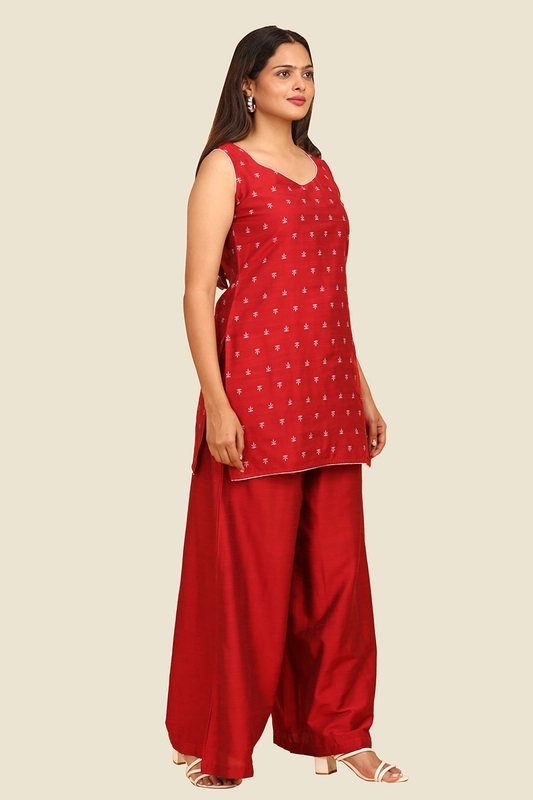 Women's Sleeveless Jacquard Short Kurta