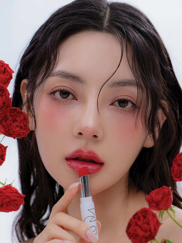 B.O.M - DEWY LIP BALM PURE CHILLI