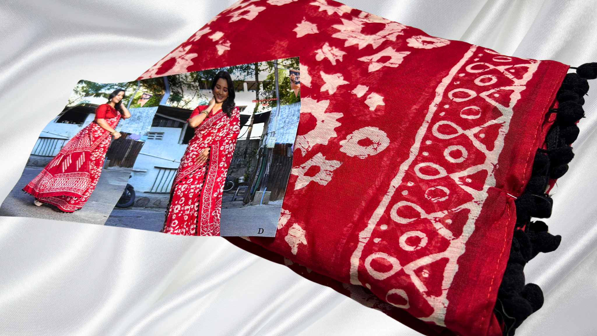 Ikkat Fancy Pam Pam Saree - Apple Red