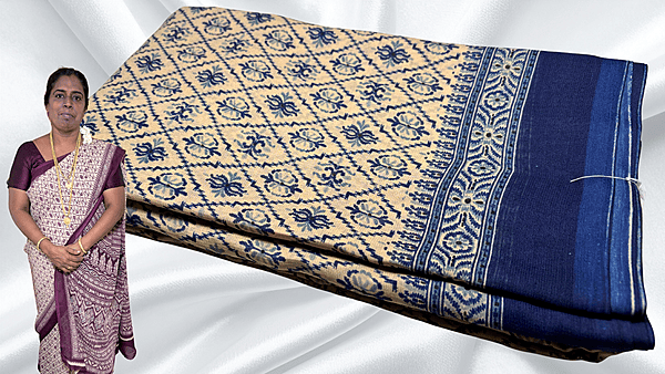 Fini Poly Chiffon Cream Soft Saree - Navy