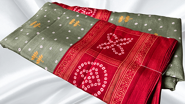 Fini Poly Butter Soft Saree - Moss Green & Red
