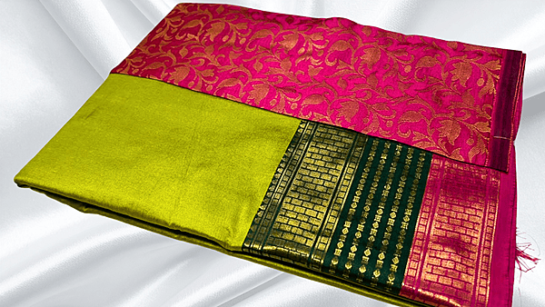 Fancy Look Stunning Saree - Pista & Magenta