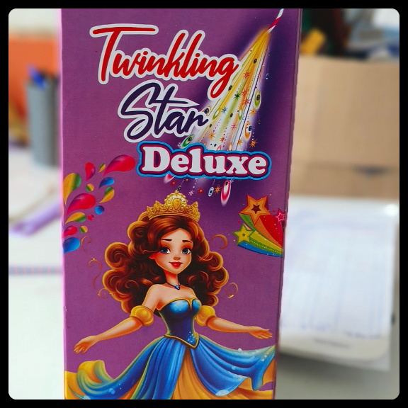 4" Twinkling Star (1Box)