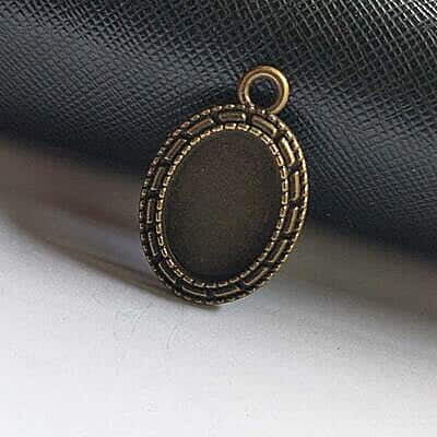 Pendant Antique Bronze Modal 178 Pendant Antique Bronze Modal 178