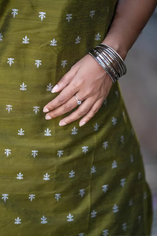 Women Sleeveless Jacquard Short Kurta - Green