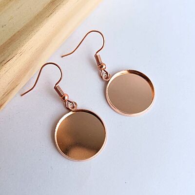 Round Bezel With Earring Hook Round Bezel With Earring Hook