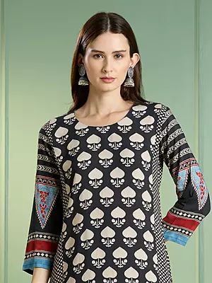 Ethnic Printed Straight Fit Kurta - Black