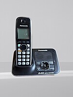 Panasonic KX-TG3721SX 2.4GHz Digital Cordless Landline Phone (Black & Silver) Panasonic KX-TG3721SX 2.4GHz Digital Cordless Landline Phone (Black & Silver)