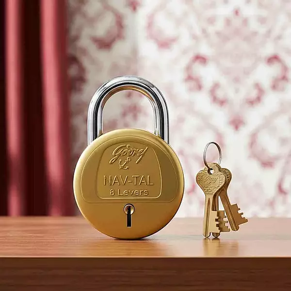 3282 Godrej Navtal 8 Lever 3 Key DLX (MRP 1990 /-)