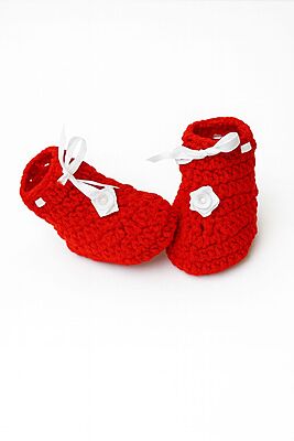 Red Frost Handknitted Baby Booties (6–12 Months) Red Frost Handknitted Baby Booties (6–12 Months)