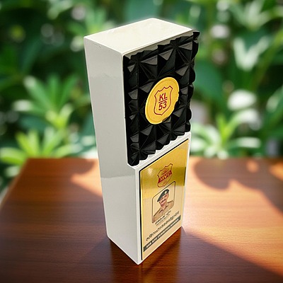 E-WA46 TROPHY H28CM X W9CM (THICKNESS 6.3CM)