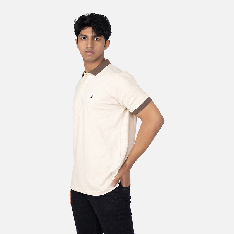 Men Egret Solid Polo Neck T-shirt