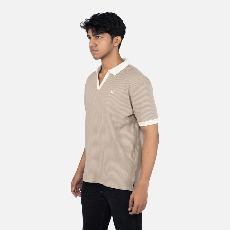 Men Light Olive Green Solid Highlighted Collar V - Neck T-shirt