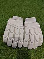 Cricket Batting Gloves -SG HILITE Cricket Batting Gloves -SG HILITE