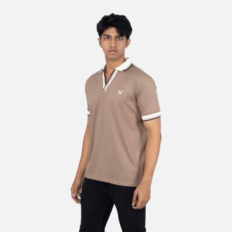 Men Beaver Brown Solid Highlighted Collar V - Neck T-shirt