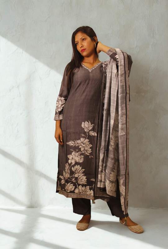 653 KURTI SET