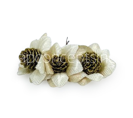 White Flowers with Glitter Pine