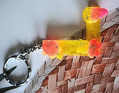 'L' LETTER  ICE STICK KEYCHAIN