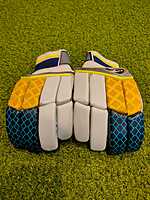 CRICKET BATTING GLOVES SG SIERRA SPARK