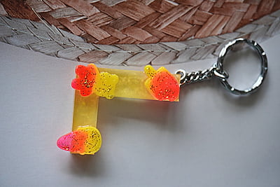 'L' LETTER  ICE STICK KEYCHAIN