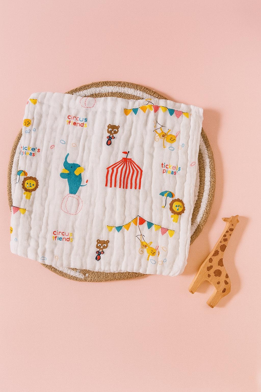 6 Layer Muslin Wash cloth / Face towel - White Printed - Pack of 5 (Assorted) 6 Layer Muslin Wash cloth / Face towel - White Printed - Pack of 5 (Assorted)