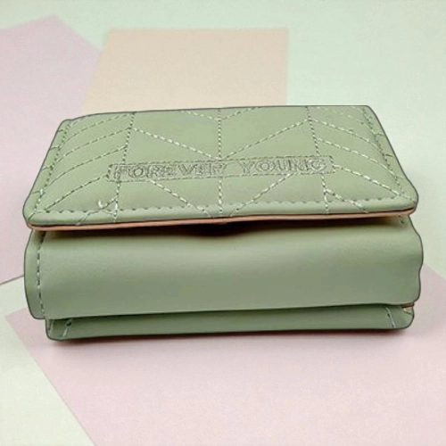 Elegant Quilted Women's Wallet