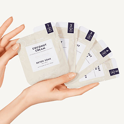 Pedi in a Box O2 Fizz 5 Step - Coconut Cream Pedi in a Box O2 Fizz 5 Step - Coconut Cream