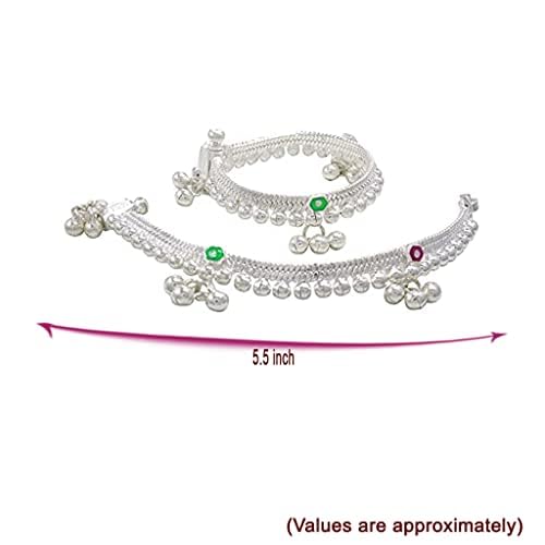 Silver Gift set for Baby (Anklets/Pattani design kolusu, Bindhi/PottuKit)