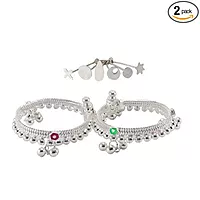 Silver Gift set for Baby (Anklets/Pattani design kolusu, Bindhi/PottuKit)