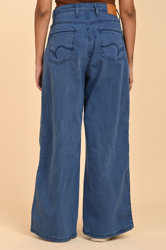 Women's Wide Leg Denim Pant