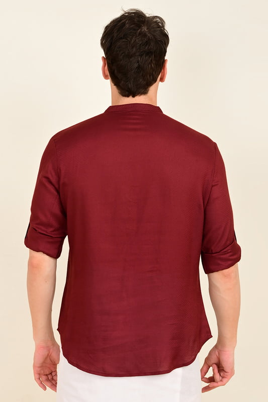 Men's Embroidered Short Kurta
