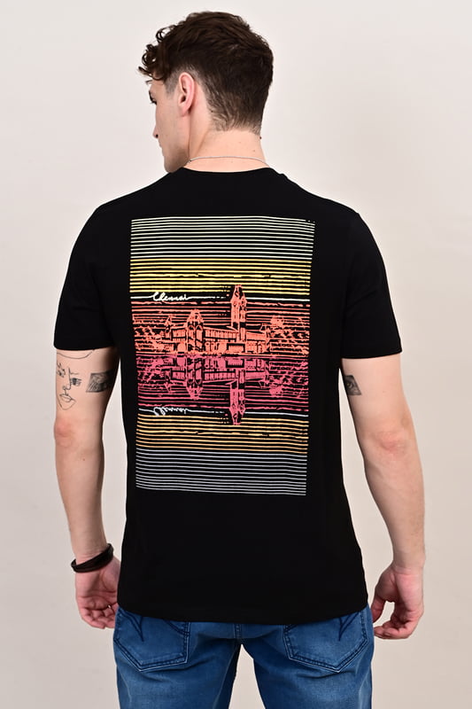 Madrascape Wideneck T-Shirt