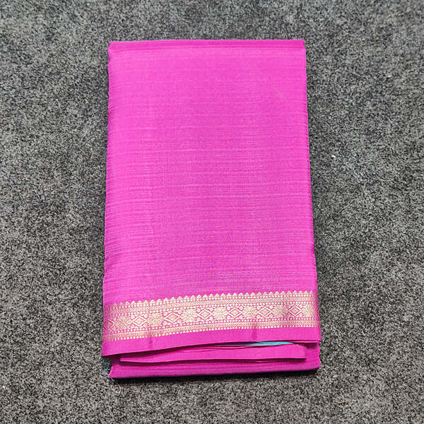 Kanchi pattu small border saree - KMP3013
