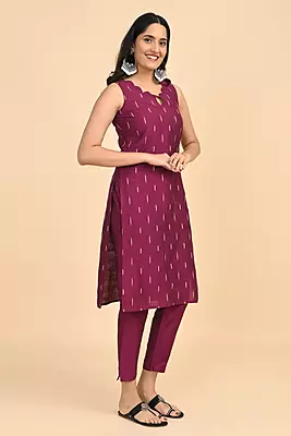 Women jacquard kurta - Pink