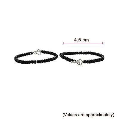 silver gift set for Born Babies- silver (Anklet/Kolusu, Hip Chian/Arunaal, Feeder/Paladai, Bindhi/pottu Kit) silver gift set for Born Babies- silver (Anklet/Kolusu, Hip Chian/Arunaal, Feeder/Paladai, Bindhi/pottu Kit)