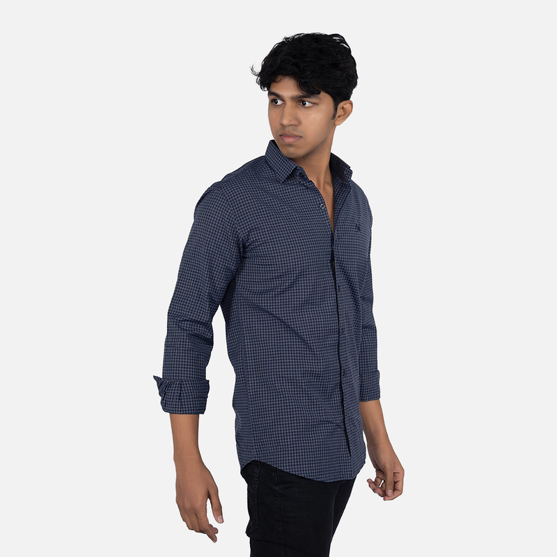 Men Distant Blue Gingham Checks Casual Shirt