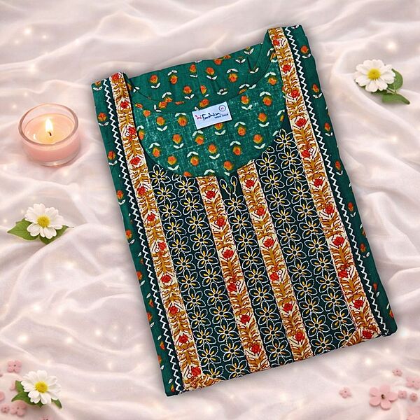 Kelly Green Cotton Nighty With Geometric Print All Over From Libas Loungewear - AL1162