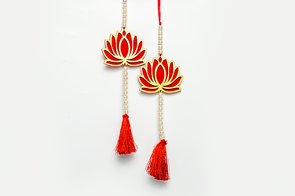 Lotus Hanging - Red